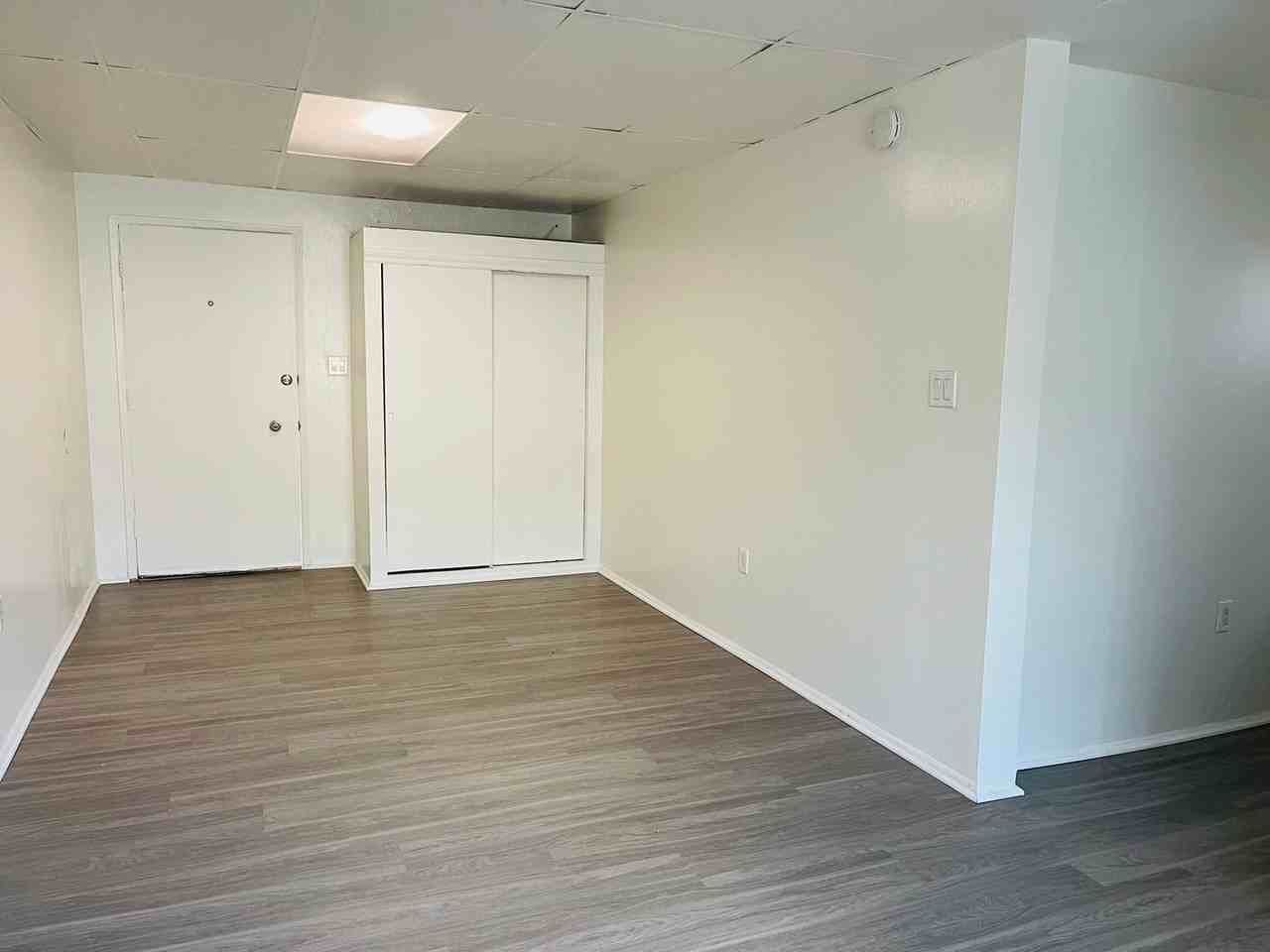 12911 Galway Street - Photo 4 of 6