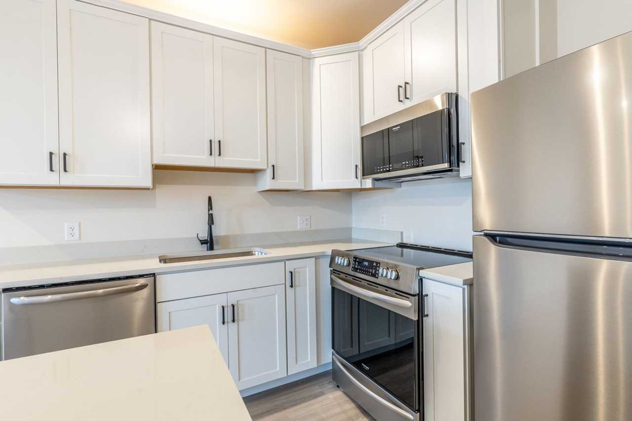 Rugby Station - Photo 3 of 37