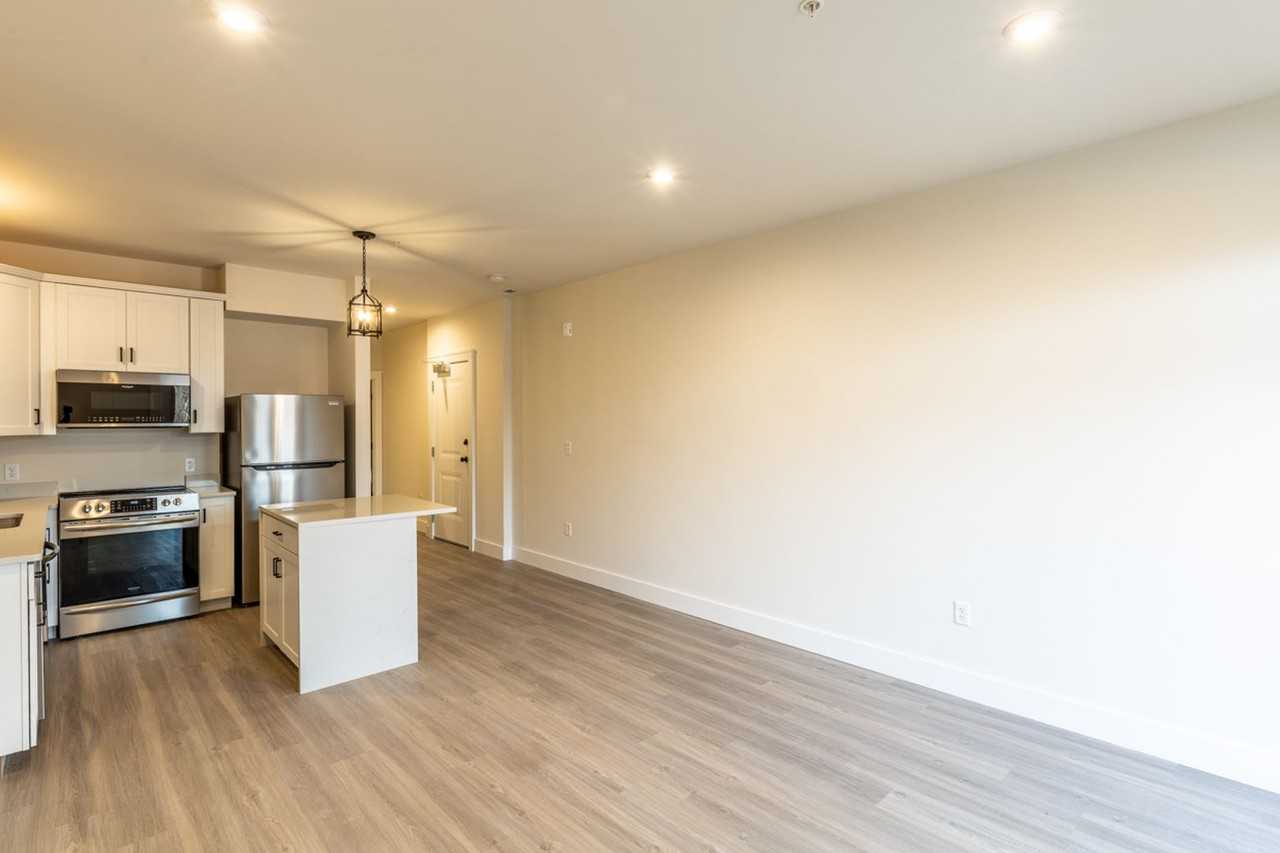 Rugby Station - Photo 4 of 37