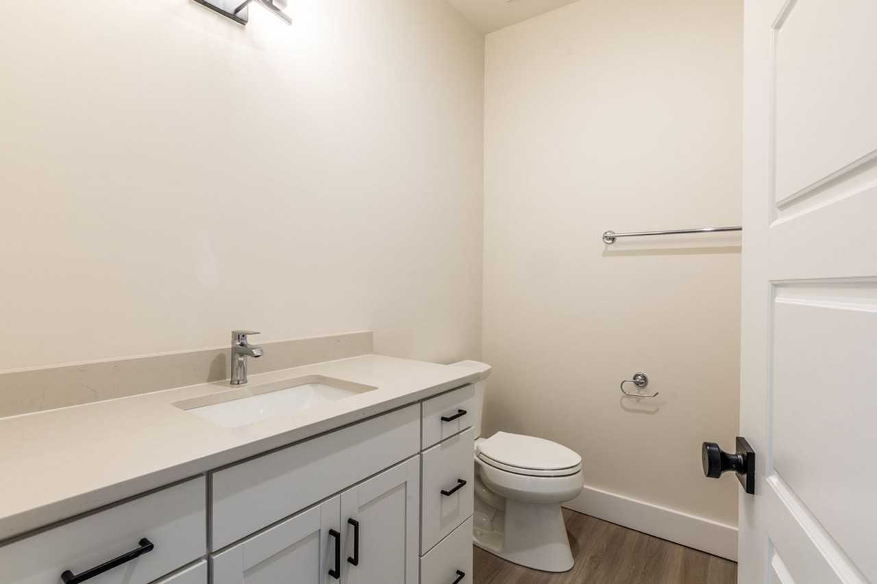 Rugby Station - Photo 7 of 37