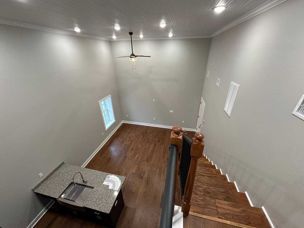 151 W Main St #3 - Photo 3 of 11