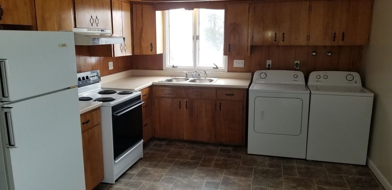 Muggli 218 N Prairie - Photo 2 of 6