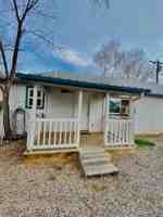 featured image of 706 Railroad Ave