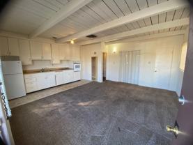 Grand - Photo 1 of 1