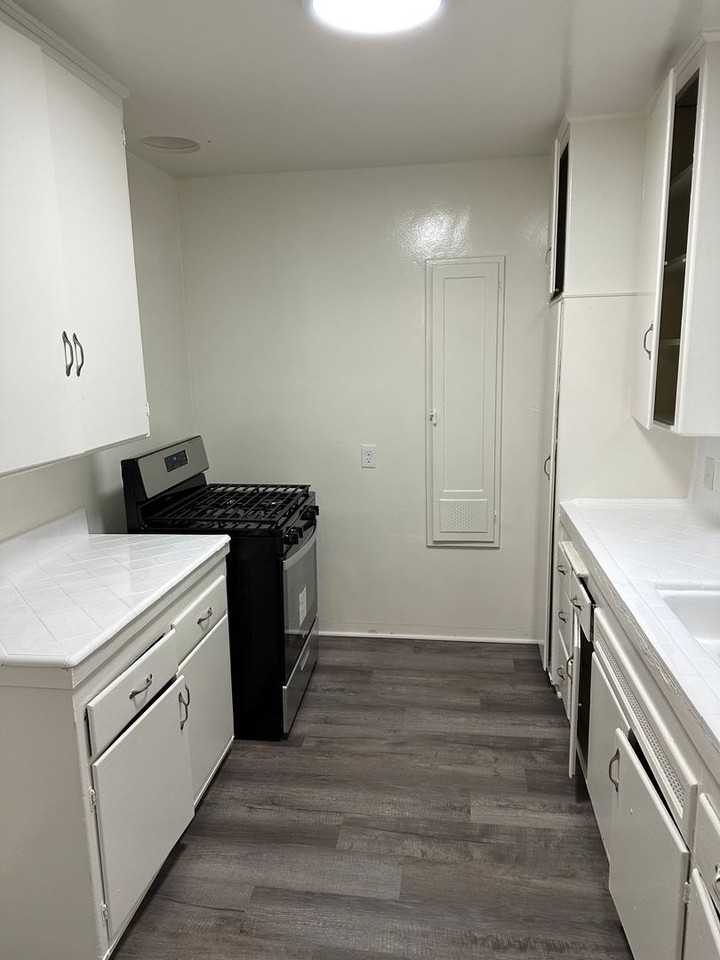 BIXBY PARK - Photo 2 of 5