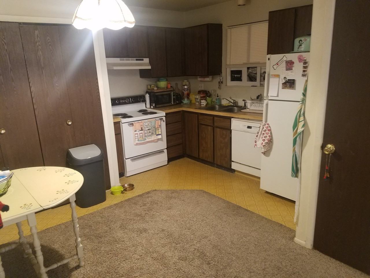 1734 Azalea Dr Apartments - Photo 2 of 26