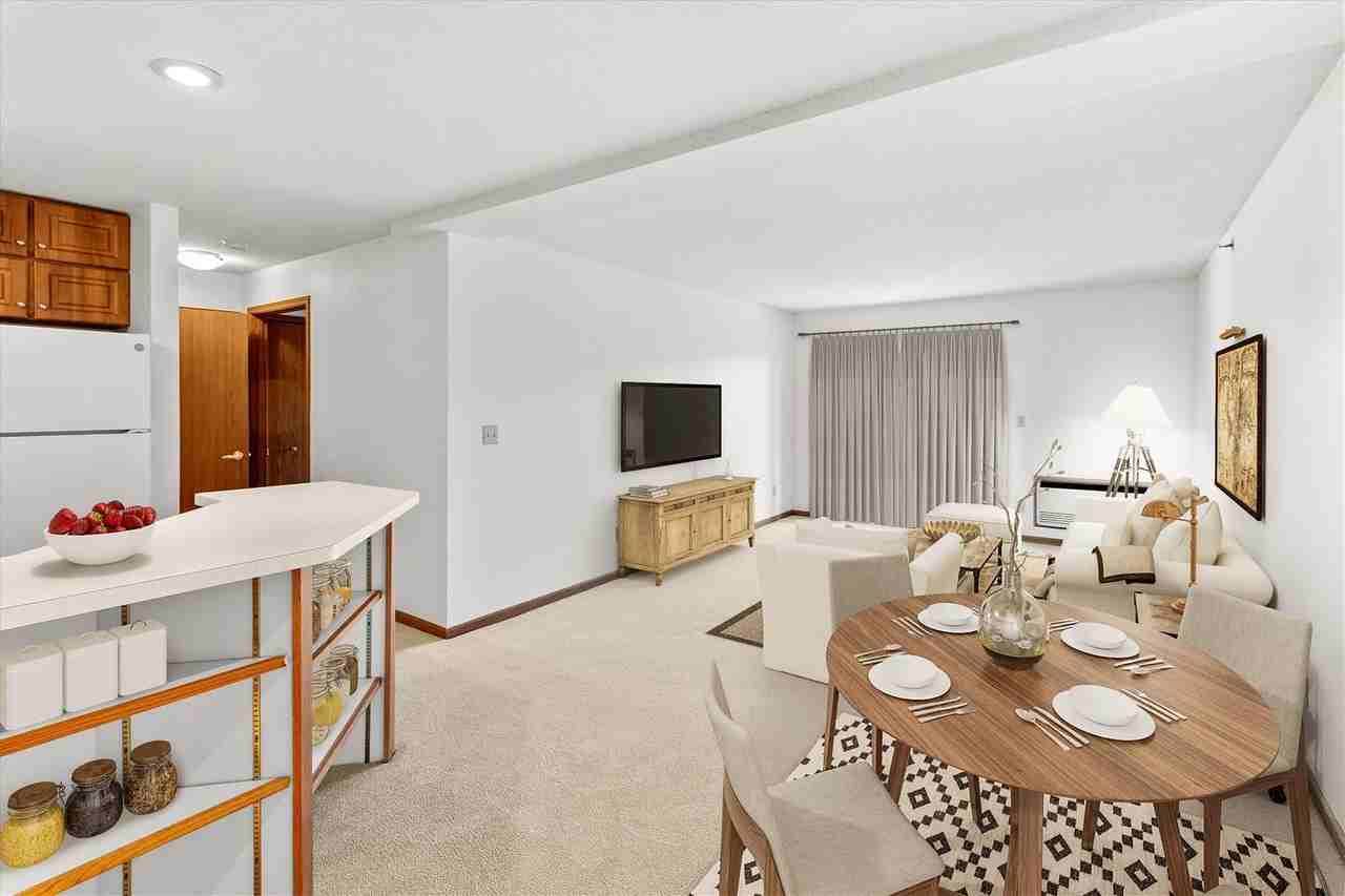 Fairway Meadows Associates LLP - Photo 2 of 9