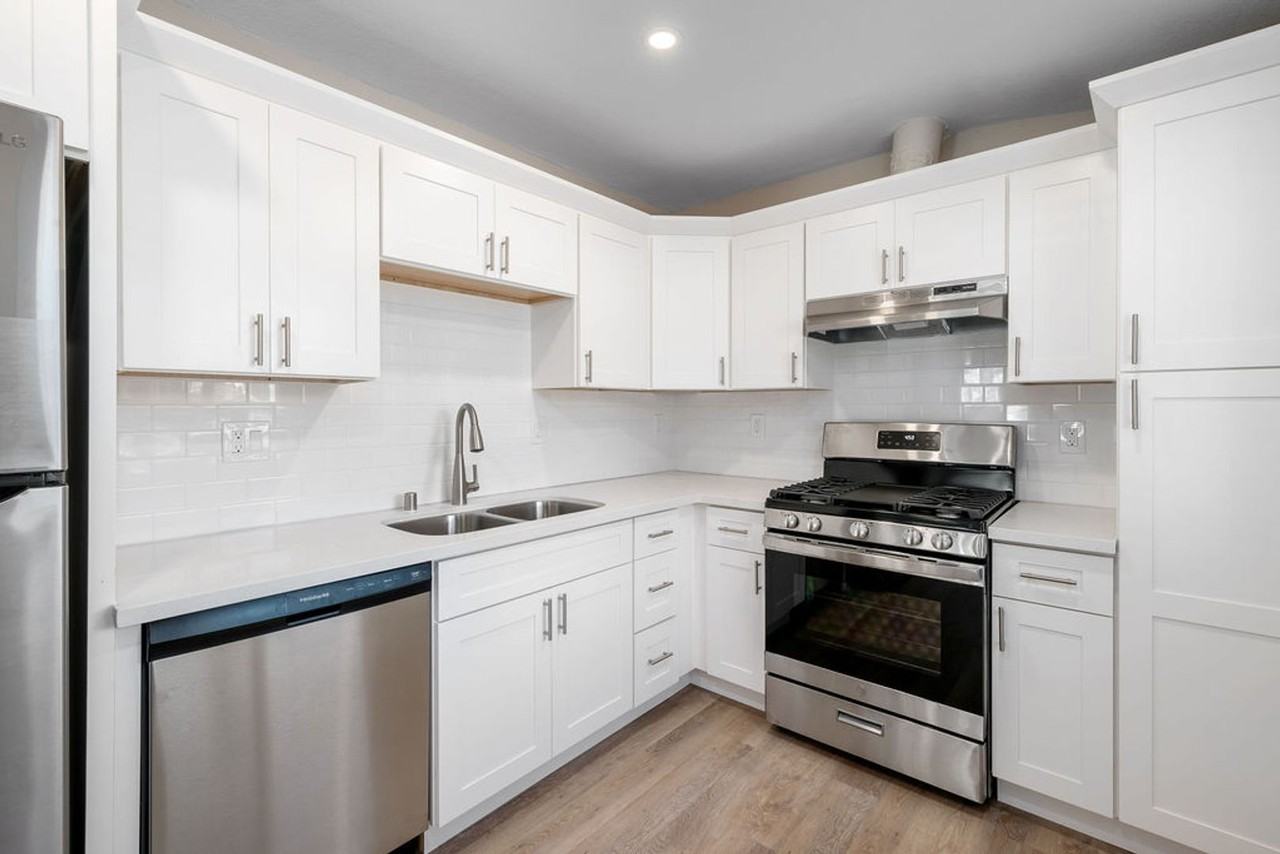 5340 Olmeda Ave - Photo 5 of 32