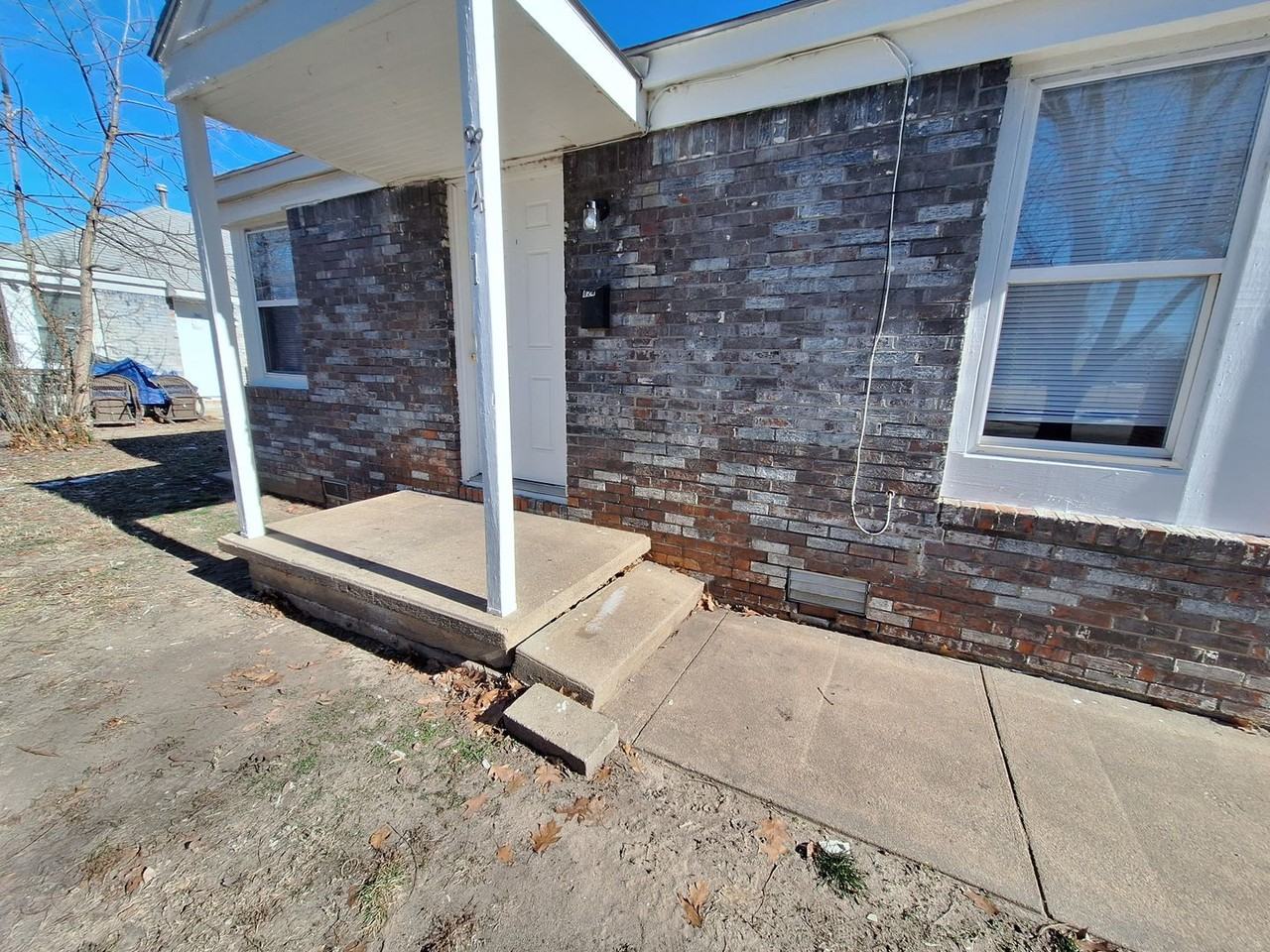 S Water - 824 - Photo 2 of 6