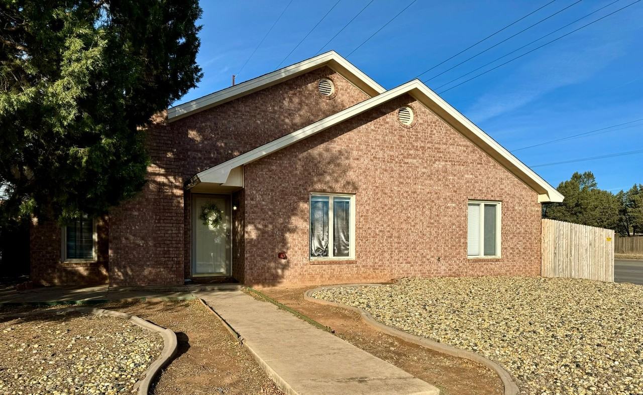 JH 8202 Raleigh Avenue - Photo 2 of 11