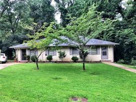 featured image of 10 Cherokee Hls