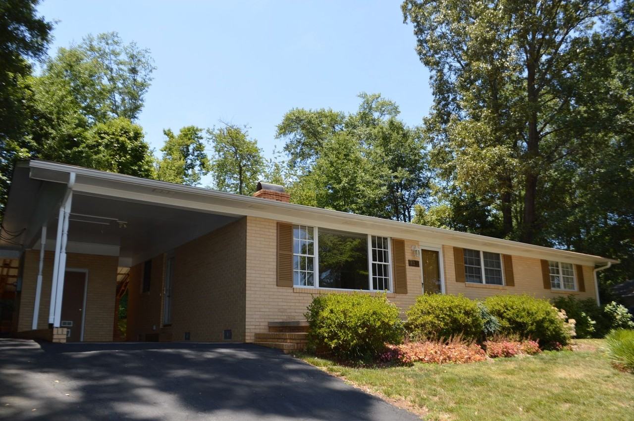 127 Freedom Drive - Photo 2 of 20