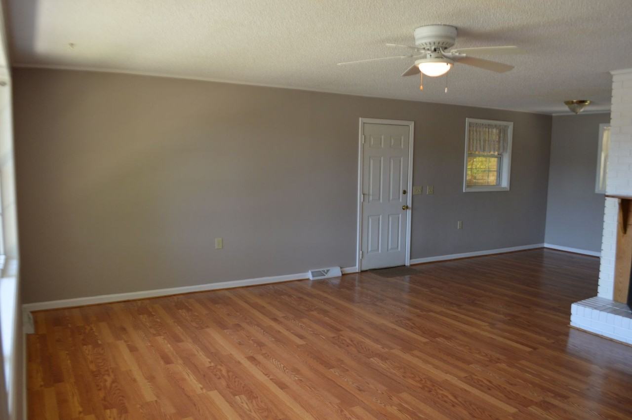 127 Freedom Drive - Photo 6 of 20