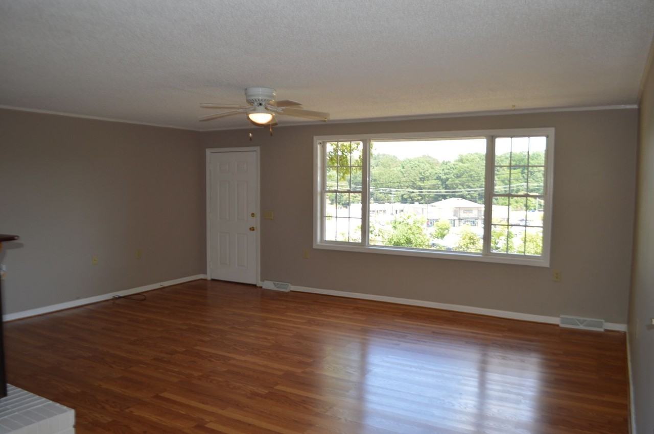 127 Freedom Drive - Photo 7 of 20