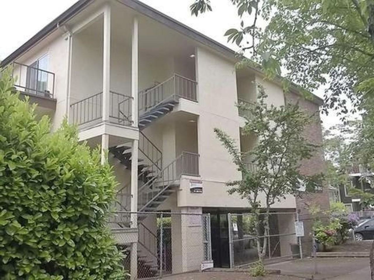 Mill Manor Apartments - Photo 2 of 10