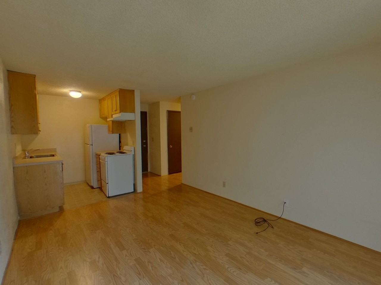 Mill Manor Apartments - Photo 6 of 10