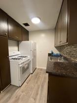 2315 Parker St - Photo 1 of 1