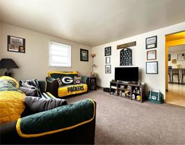 Lambeau Leap House (STR) - Photo 1 of 1
