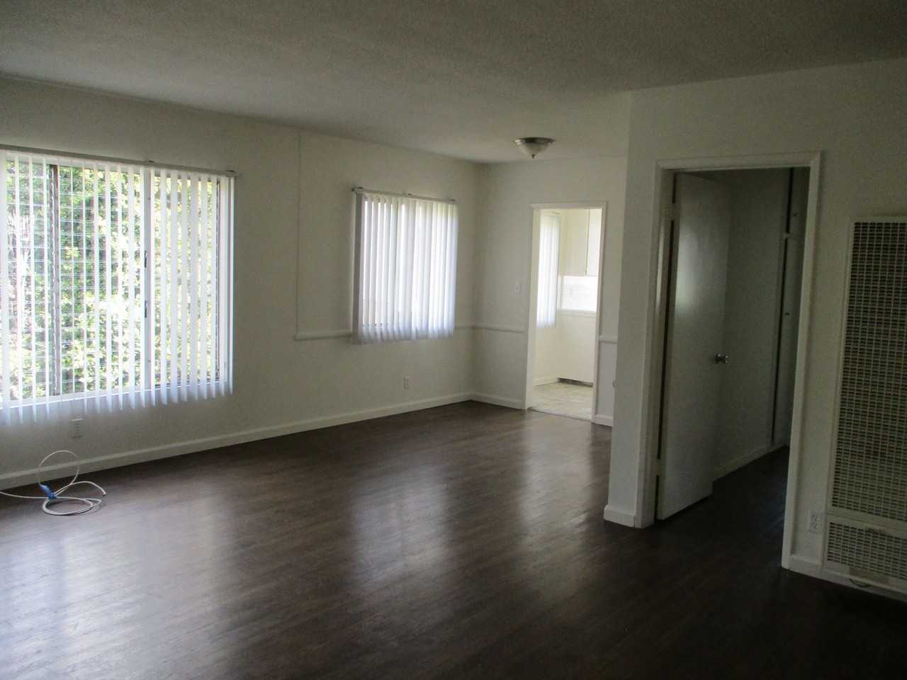 2314 S. CORNING ST - Photo 2 of 10