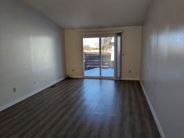 featured image of 416 416/418 Eastland Dr. N