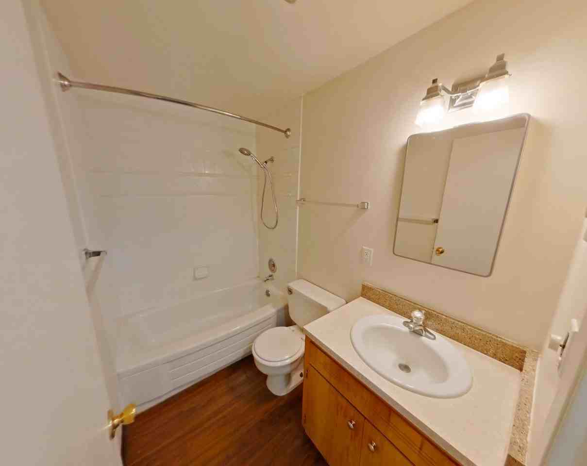 The Kincaid Apartments - Photo 7 of 15