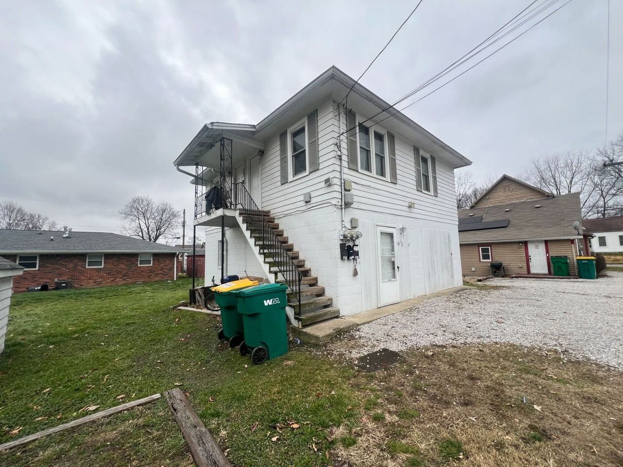 Updated 1 Bedroom, 1 Full Bath Unit in Multi Apartments 301 Green St