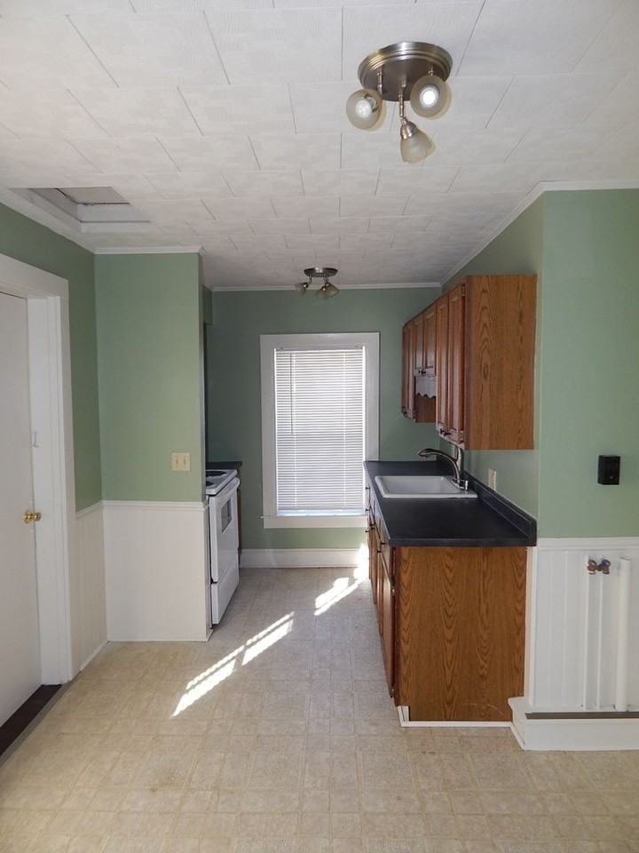 70 Palm Apartments in Bangor, ME 04401 Zumper