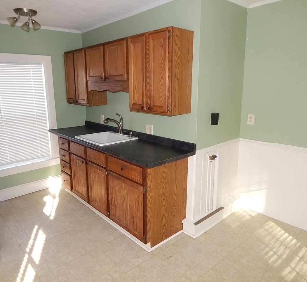 70 Palm - Photo 2 of 23