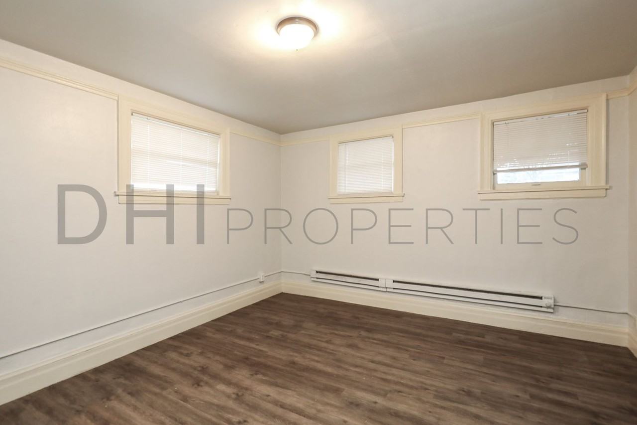 Blackstone Apartments - Photo 2 of 15