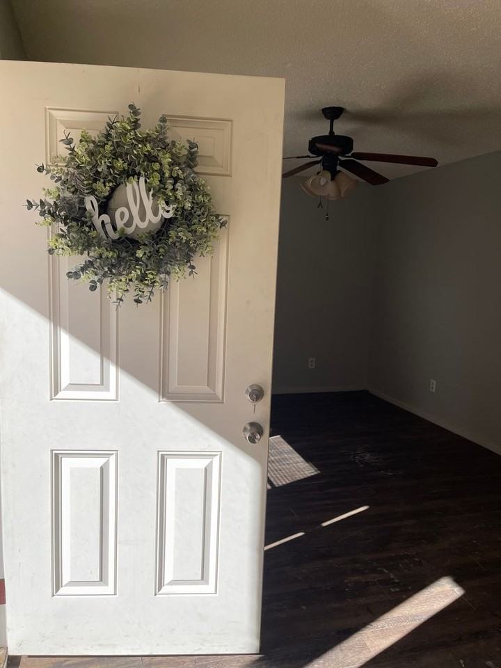 KTE 6517 Avenue T (Village Square) - Photo 2 of 12