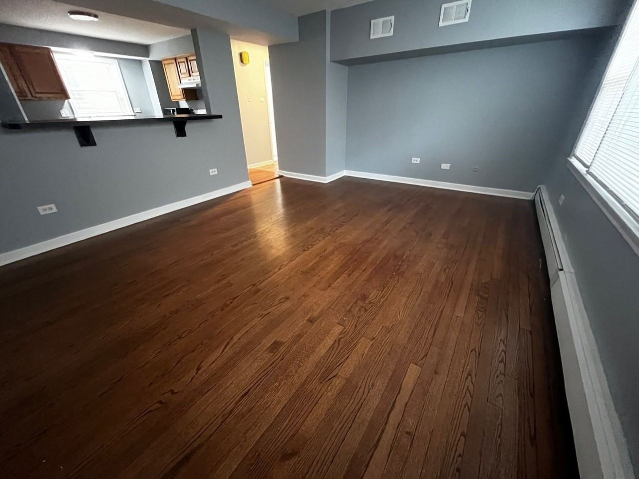 10338-40 S Walden Pkwy - Photo 3 of 16