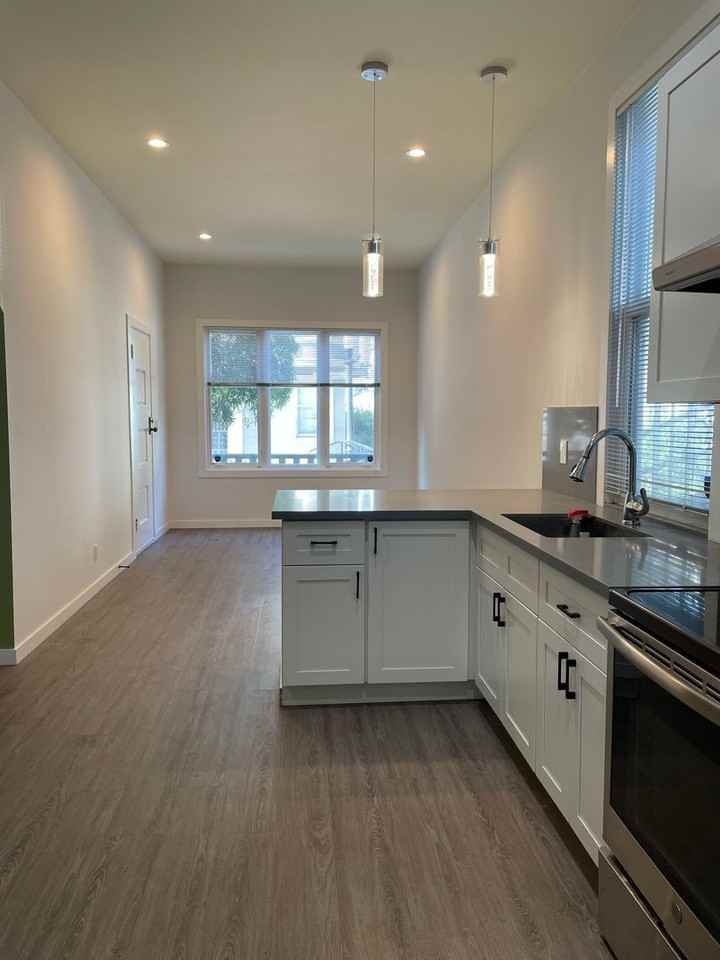 1154 KEARNY Apartments 1154 1172 KEARNY ST, San Francisco, CA 94133