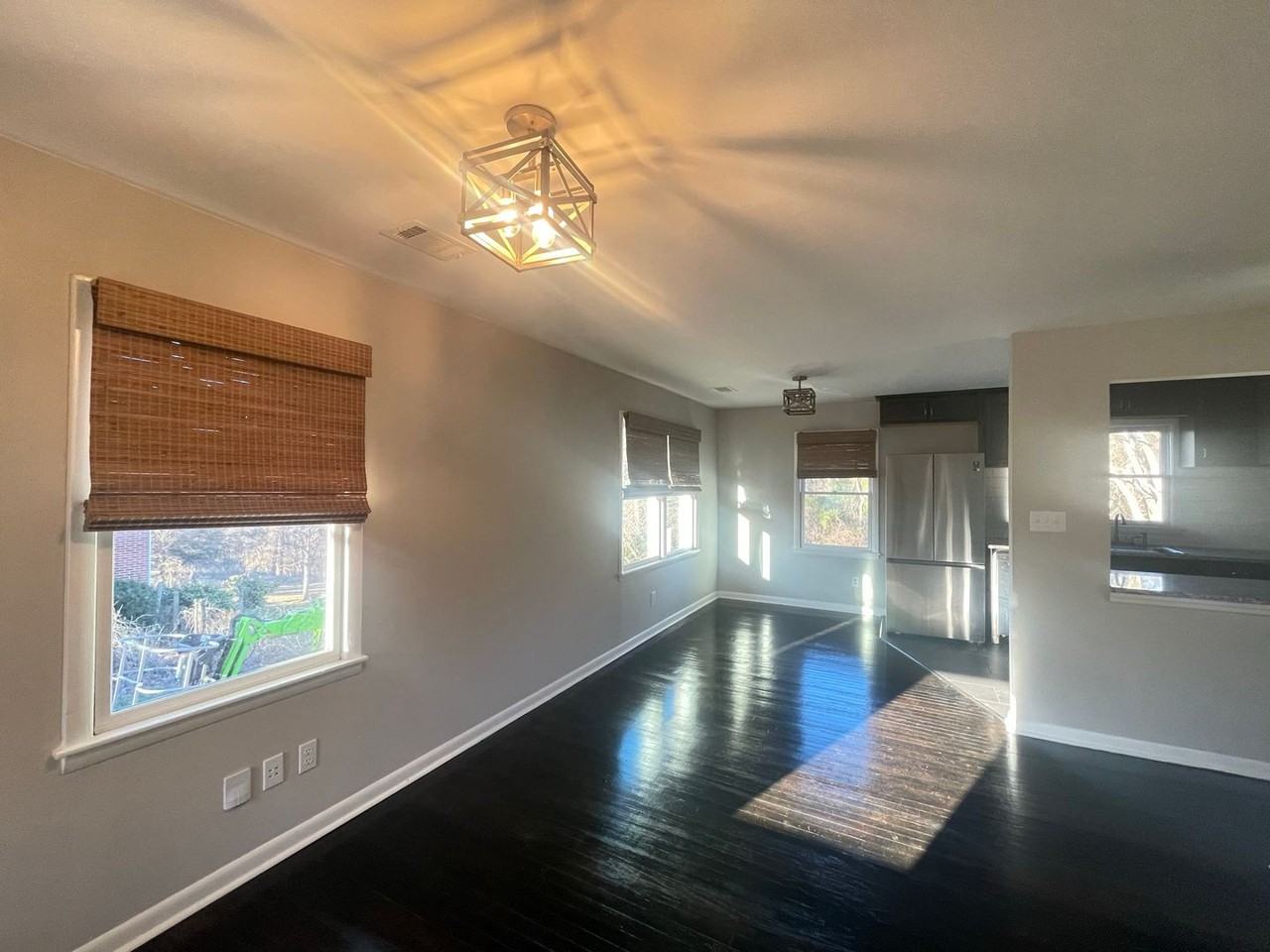 165 Conrad Dr - Photo 4 of 31