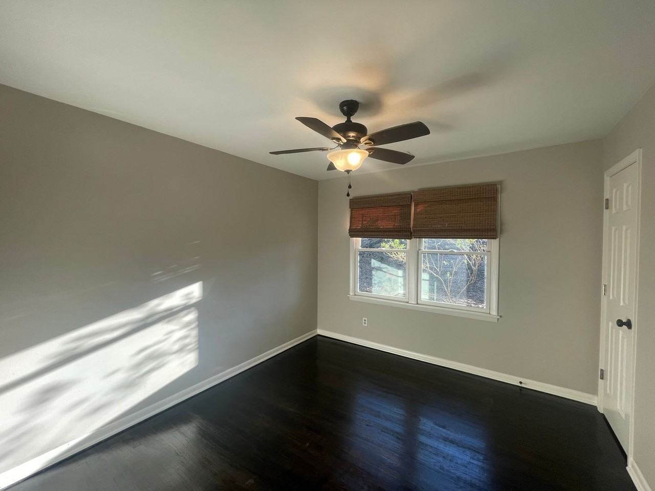 165 Conrad Dr - Photo 7 of 31