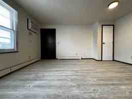 featured image of 1052 Winter Ln