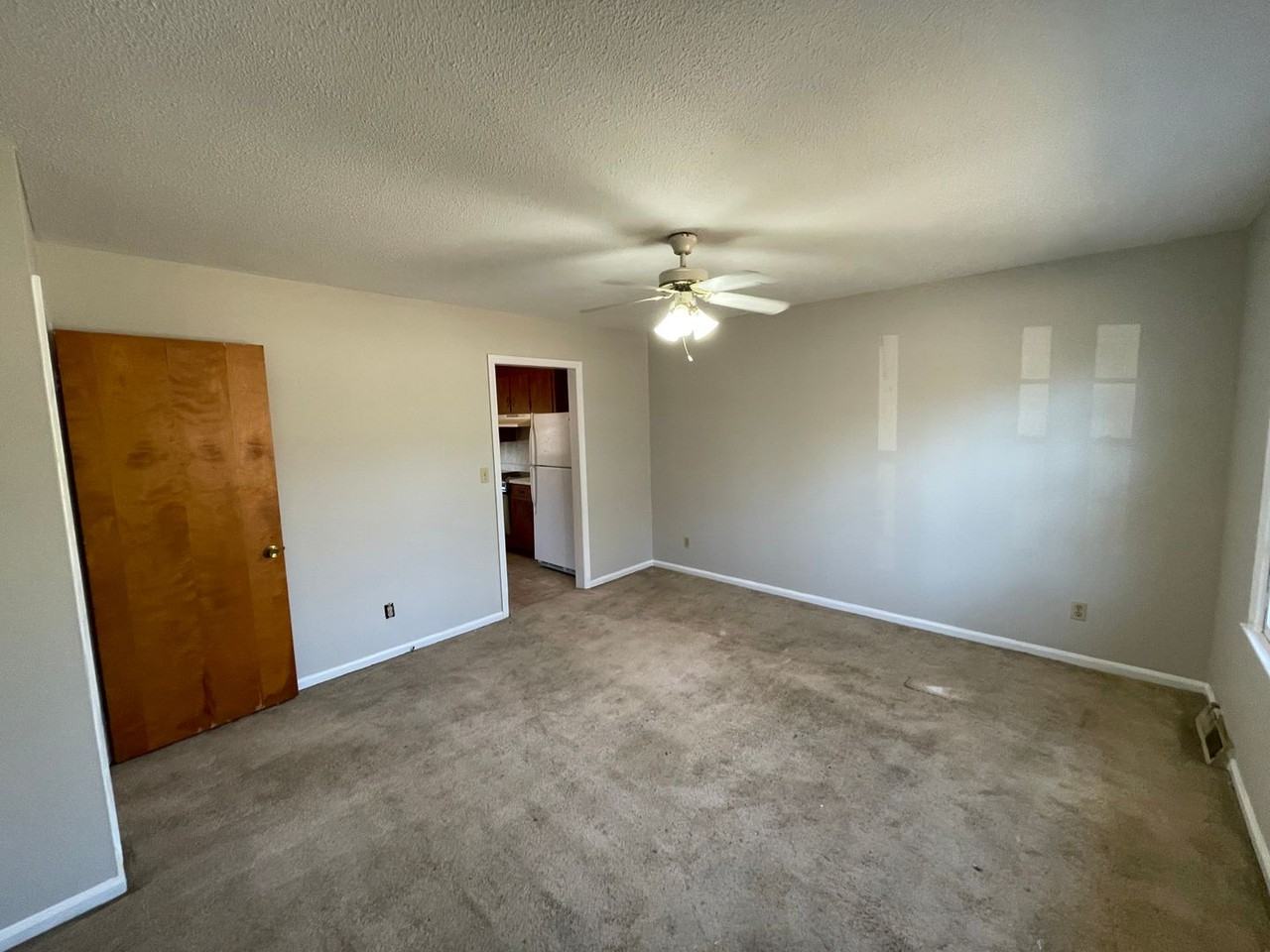 SHJ113-310 Davis Road - Photo 2 of 10