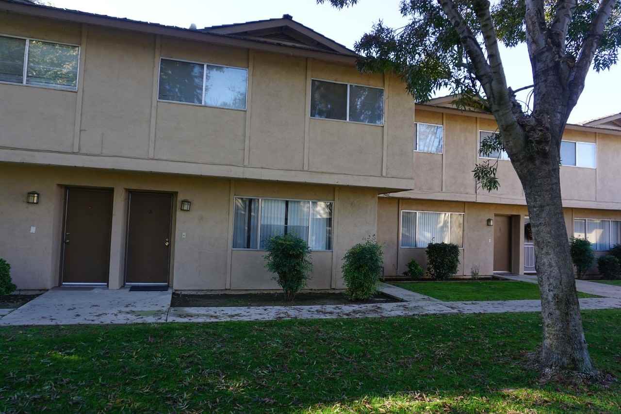 11916 Handel Avenue - Photo 2 of 23