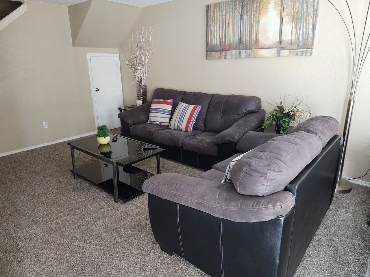 Lake Blvd 734 1-4 - Photo 2 of 11