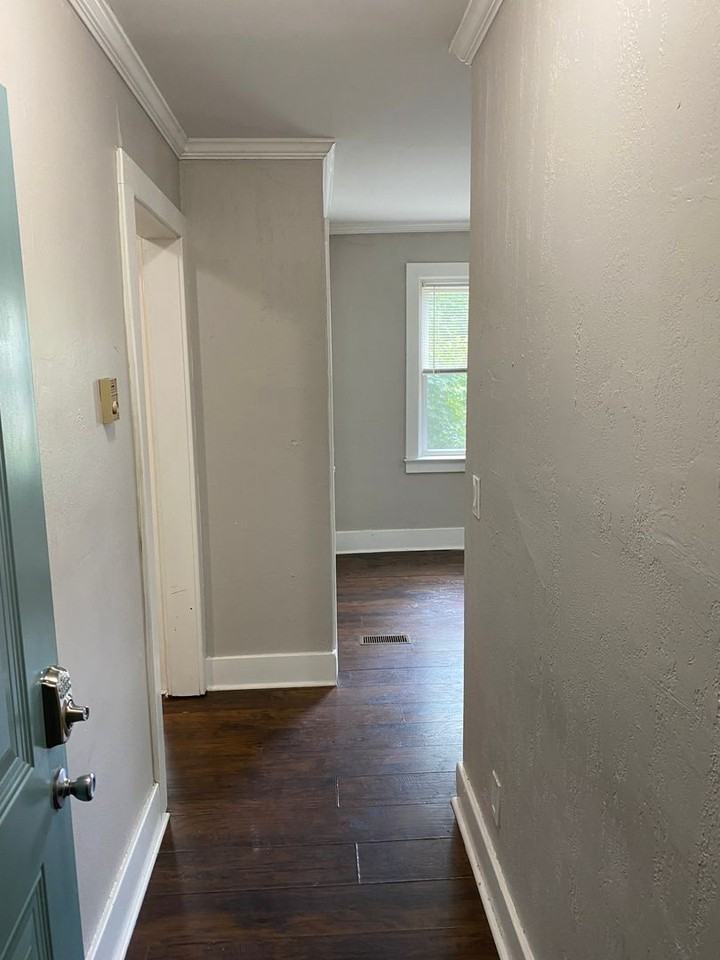 1117 S. Plymouth Avenue - Photo 5 of 15