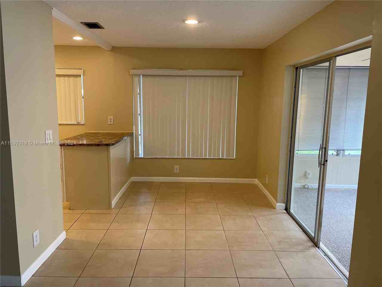 8621 Nw 12th St #D178 - Photo 3 of 8