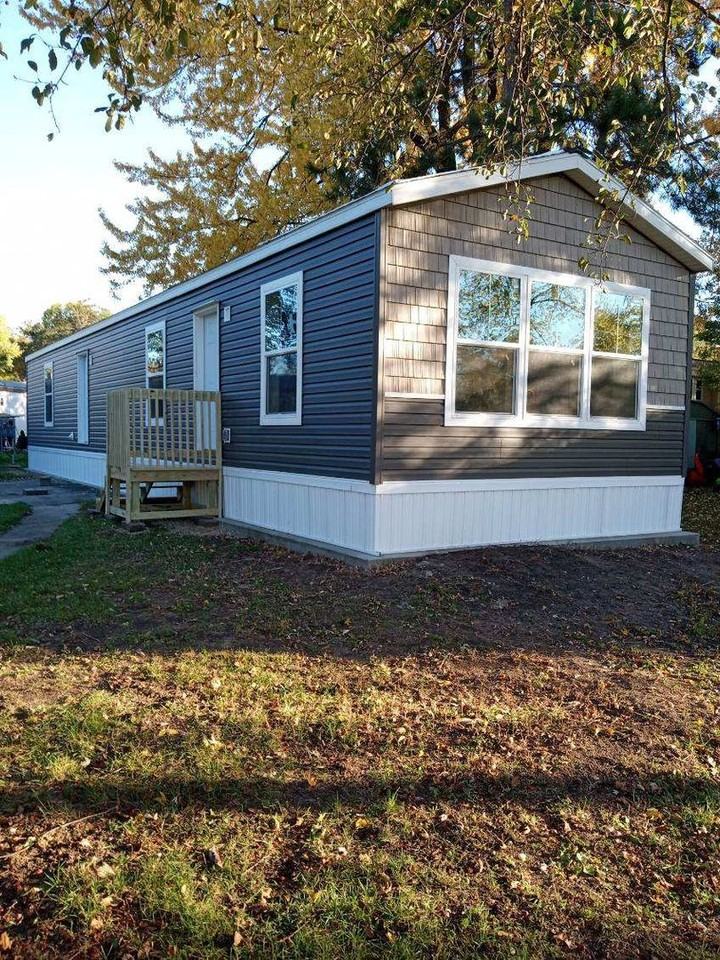Grand Fox MHC W7270 Puckaway Rd, Markesan, WI 53946 Apartment for