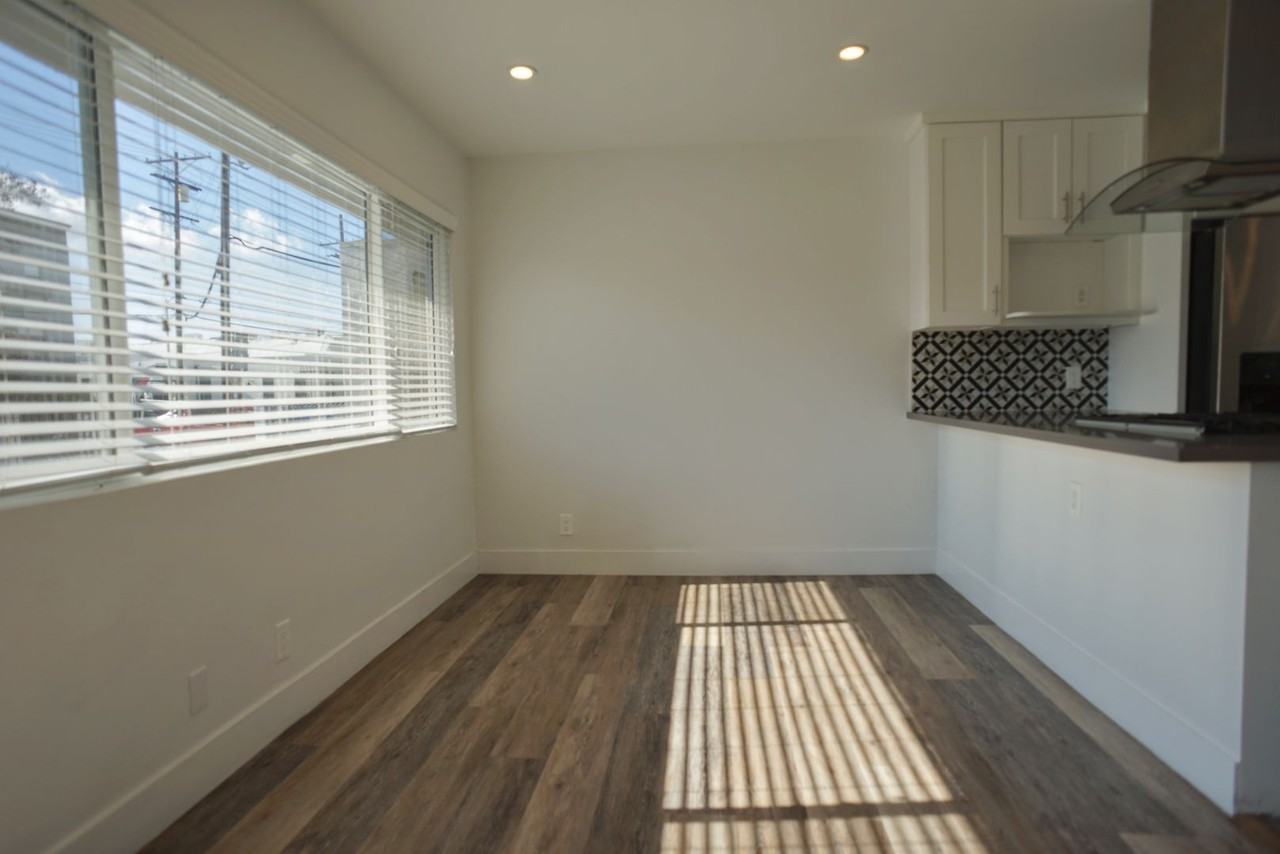 2827 Orchard Ave - Photo 2 of 11