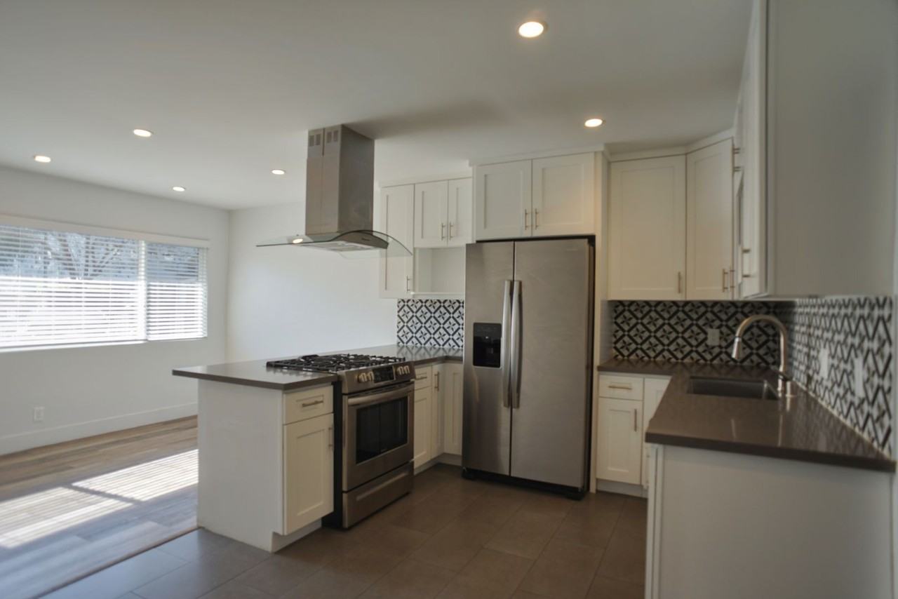 2827 Orchard Ave - Photo 3 of 11