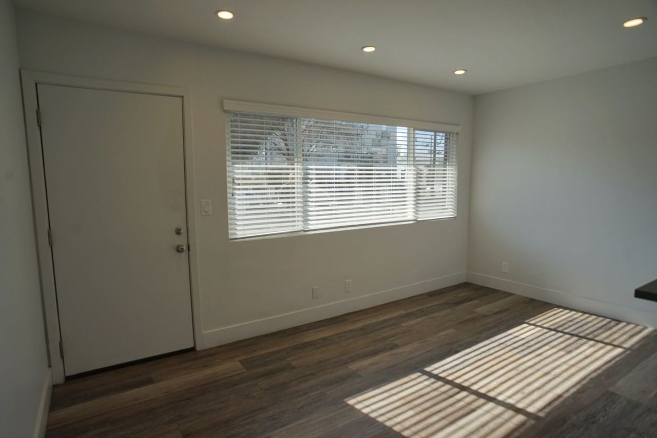 2827 Orchard Ave - Photo 5 of 11