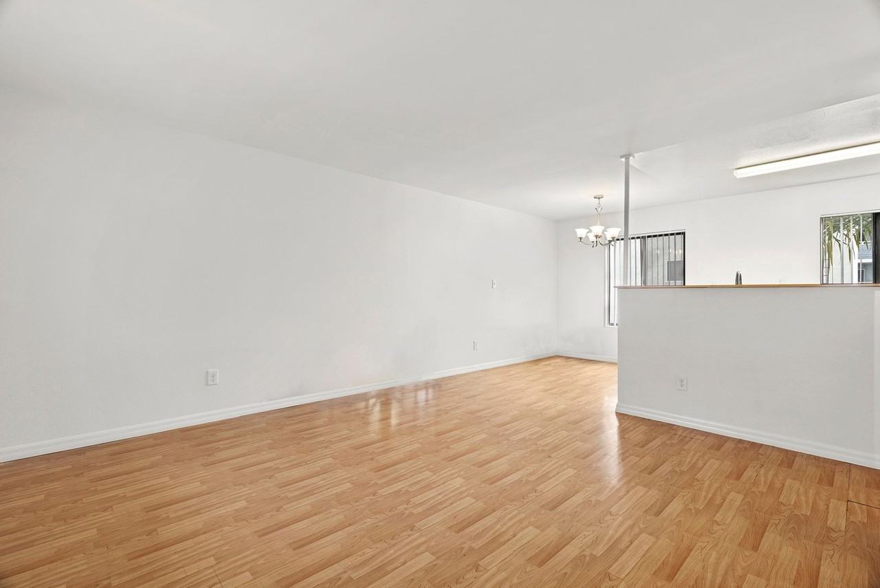 Lomita - Photo 3 of 16