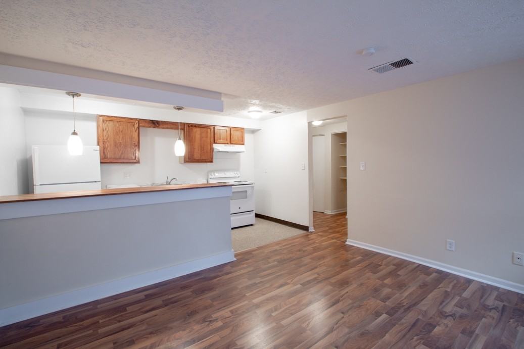 Birchwood Place Apartments - Photo 2 of 9