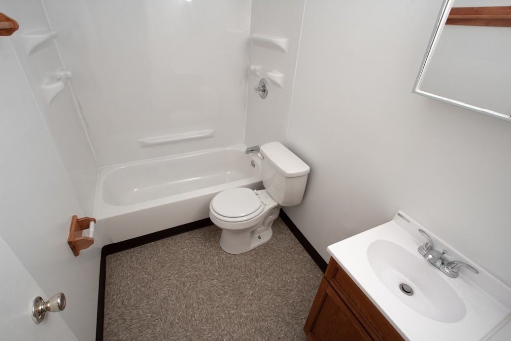 Birchwood Place Apartments - Photo 6 of 9