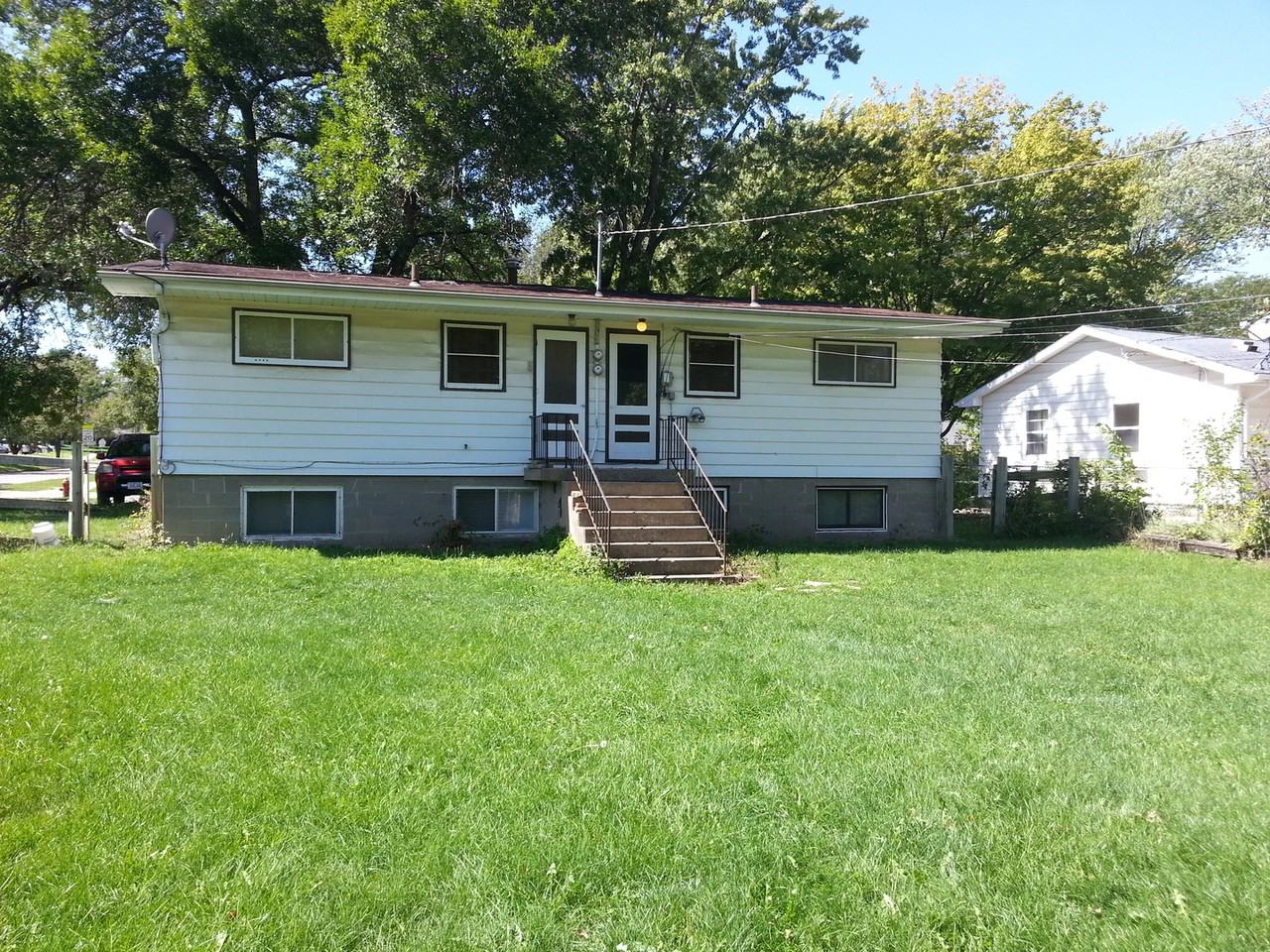 1438/1440 Pine - Photo 2 of 12