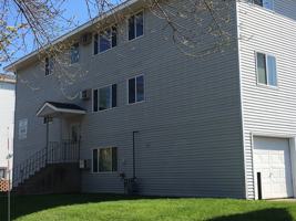 featured image of 724 7th Ave S