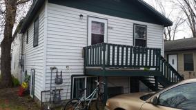 1013 Dewey Ave NE - Photo 1 of 1